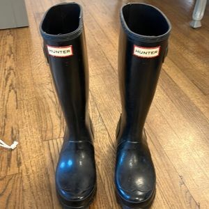 Hunter rain boots black